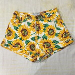 American Aspire Vintage Yellow Sunflower High-Waist Women’s Shorts size 26 🇺🇸